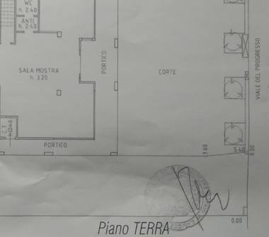 Showroom in affitto a Riccione (Rimini)