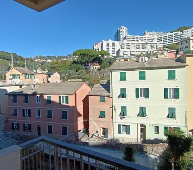 Appartamento in vendita a Genova, Zona Quarto, Via degli Albanesi 31
