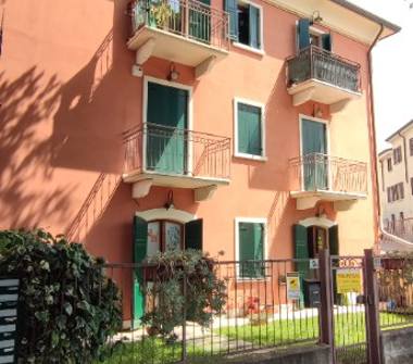 Bilocale in affitto a Sant'Ambrogio di Valpolicella, Frazione Domegliara, Via Stazione 2a