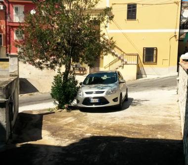 Casa indipendente in vendita a Scandale (Crotone)
