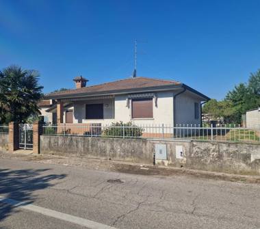 Casa indipendente in vendita a Riva del Po (Ferrara), Via Bellaria 126