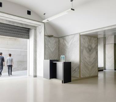 Negozio in vendita a Napoli, Zona Pendino, Corso Umberto I 150