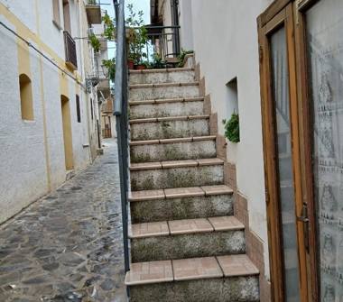 Casa indipendente in vendita a Cerchiara di Calabria (Cosenza), Via Gravina 16