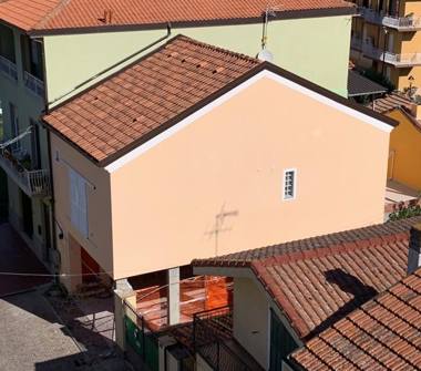 Casa indipendente in vendita a Villanova d'Albenga (Savona), Via Vittorio Veneto 6