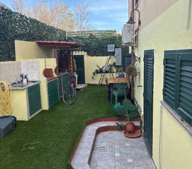 Casa indipendente in vendita a Siniscola, Frazione La Caletta, Via Livorno 32