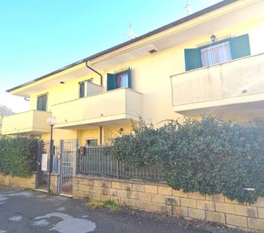 Villetta a schiera in vendita a Cave (Roma), Via Eugenio Rovella 21