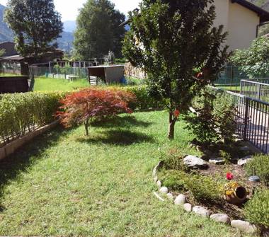 Bilocale in vendita a Ardesio, Frazione Valzella