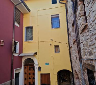 Casa indipendente in vendita a Torricella Sicura (Teramo), Via Scarpone 40