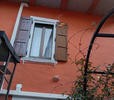 Casa indipendente in vendita a Porlezza (Como)