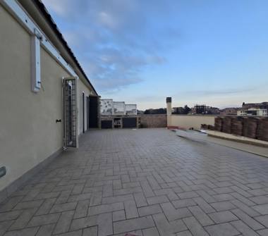 Attico in vendita a Roma, Zona Borghesiana, Via Camporotondo Etneo 1