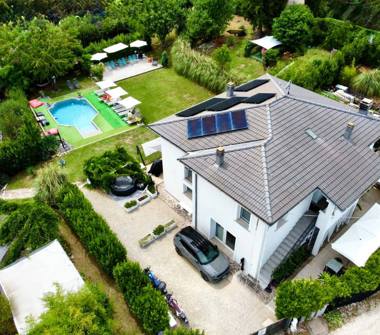 Villa in vendita a Monterenzio, Frazione San Benedetto Del Querceto, Via Chiesa 16