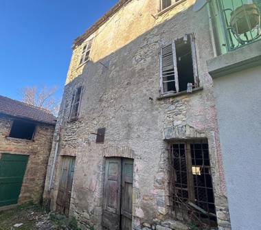 Casa indipendente in vendita a Bedonia, Frazione Alpe