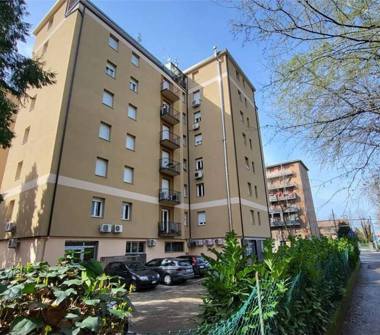 Affitto Stanza Singola a Modena, Zona Villaggio Artigiano Modena Nord, Viale A. Gramsci 372