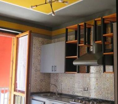 Bilocale in affitto a Salerno, Frazione Centro città, Via Quintino di Vona 5