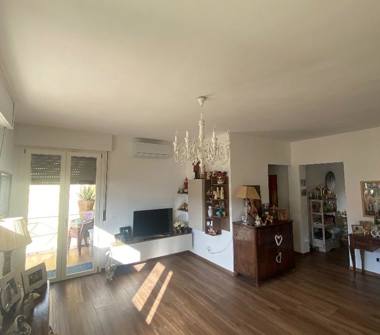 Appartamento in vendita a Massa, Frazione Marina Di Massa