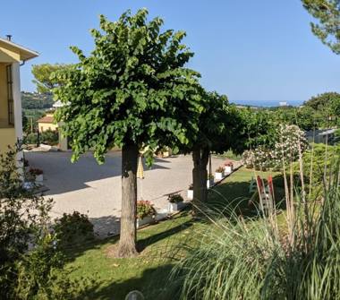 Casa indipendente in vendita a Civitanova Marche, Frazione Civitanova Alta