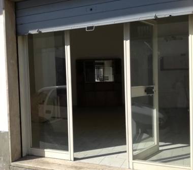 Negozio in vendita a Rotondi (Avellino), Corso Girolamo del Balzo 145
