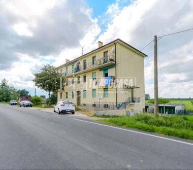 Quadrilocale in vendita a Medicina, Frazione Sant'Antonio, Via Mario Cappelletti 330