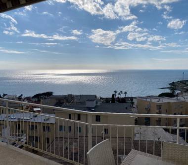 Quadrilocale in affitto a Sanremo (Imperia)