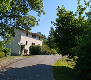 Casa indipendente in vendita a Villa Minozzo (Reggio Emilia), Via del Campaccio 7