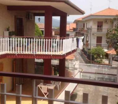 Quadrilocale in vendita a Aci Sant'Antonio (Catania)