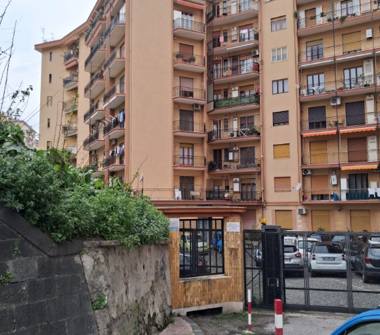 Appartamento in vendita a Salerno (Salerno), Via Irno 43
