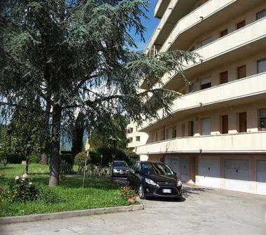 Affitto Appartamento Vacanze a Pisa, Zona Pisanova, Via Filippo Mazzei 40