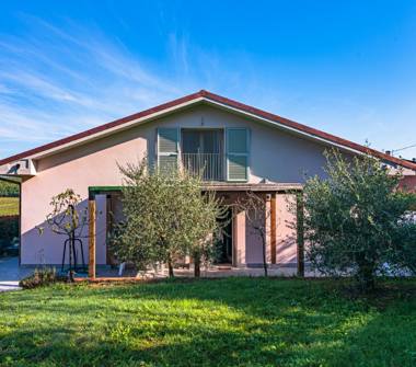 Villetta a schiera in vendita a Quarrata, Frazione Case Ferretti, Via Boschetti e Campano 105a