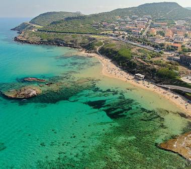 Affitto Appartamento Vacanze a Castelsardo, Frazione Lu Bagnu, Corso Italia 103