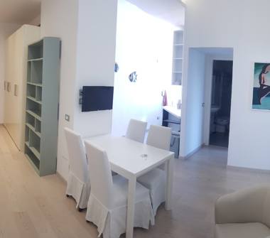 Trilocale in affitto a Milano, Zona Cadorna, Via Giosuè Carducci 11