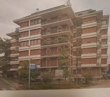 Quadrilocale in vendita a Varese (Varese)