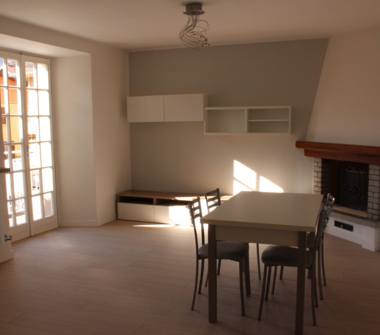 Trilocale in vendita a Zogno (Bergamo), Piazza Garibaldi 8