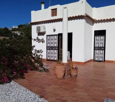 Casa indipendente in vendita a Messina, Frazione San Saba, Contrada Musarra s.n.