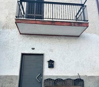 Casa indipendente in affitto a Priverno (Latina), Via Spirito Santo 120