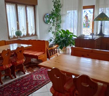 Albergo/Struttura ricettiva in vendita a Trento (Trento), Via Salè 10