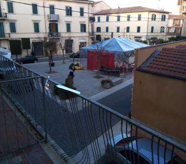 Trilocale in affitto a Chiusi, Frazione Chiusi Scalo, Piazza Giuseppe Garibaldi 10