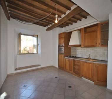 Trilocale in vendita a Monteverdi Marittimo (Pisa), Via Guglielmo Marconi 3