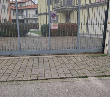 Box/Garage/Posto auto in vendita a Rho (Milano), Via Nazario Sauro 13