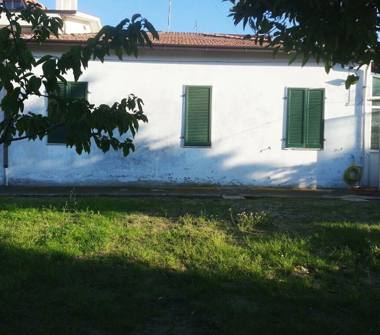 Casa indipendente in vendita a Martinsicuro, Frazione Villa Rosa