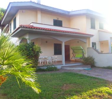 Villa in affitto a Anzio (Roma), Viale Roma 110