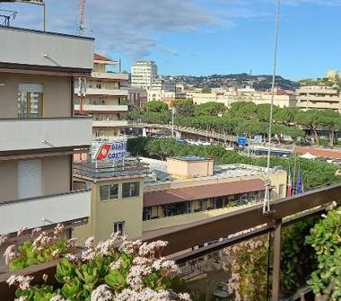 Attico in vendita a Pescara (Pescara), Piazza della Marina 3