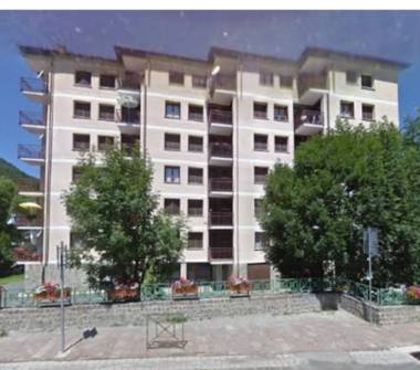 Bilocale in affitto a Oulx (Torino), Via Monginevro 86