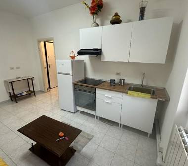 Bilocale in affitto a Baranzate (Milano), Via Redipuglia 3