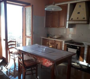 Casa indipendente in affitto a Summonte (Avellino)