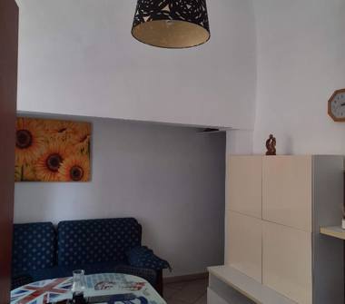 Affitto Stanza Doppia a Catania, Zona Piazza Dante, Piazza Dante Alighieri 5