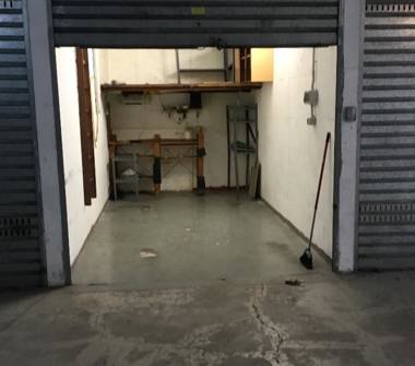 Box/Garage/Posto auto in vendita a Genova, Zona Rivarolo, Via Liberti 36