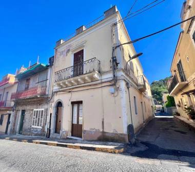 Casa indipendente in vendita a Mascali, Frazione Nunziata, Via Etnea 133