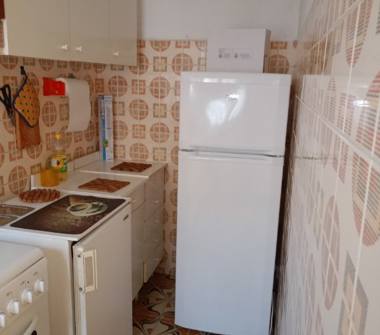 Trilocale in vendita a Carrara, Frazione Marina Di Carrara, Via delle Pinete 85