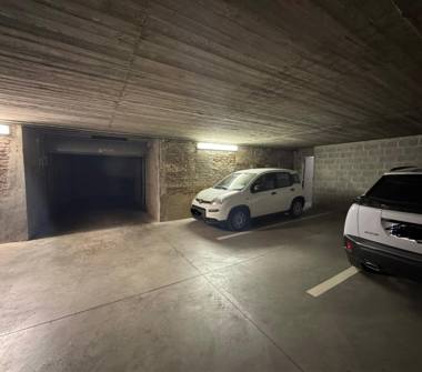 Garage/Auto silos in vendita a Chieri (Torino), Piazza Silvio Pellico 9