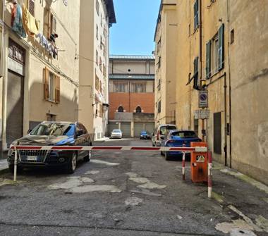 Box/Garage/Posto auto in vendita a Genova, Zona Sampierdarena, Via Stefano Rivarola 8 r